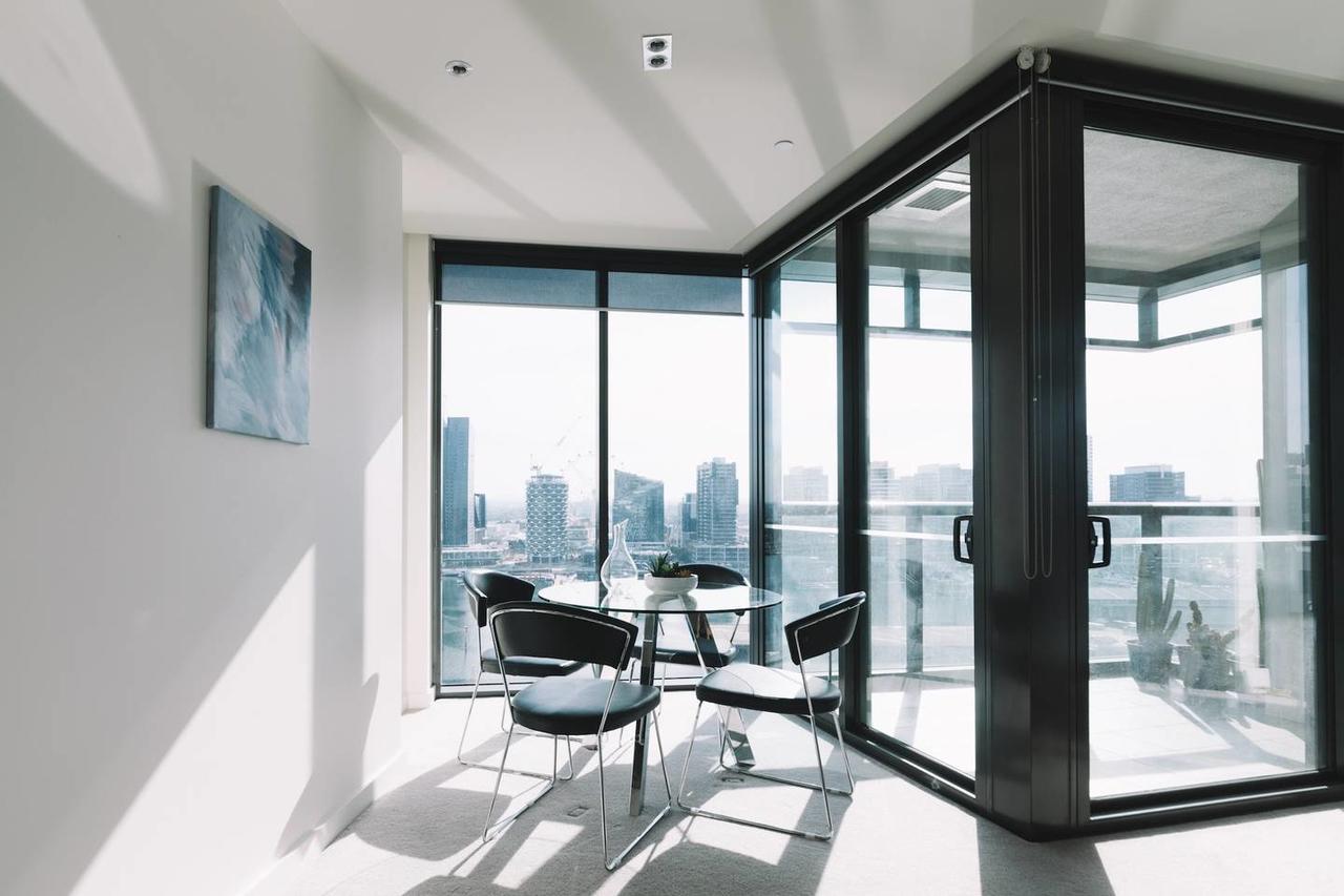 Апартаменты Experience Waterfront Luxury With Views Мельбурн Экстерьер фото